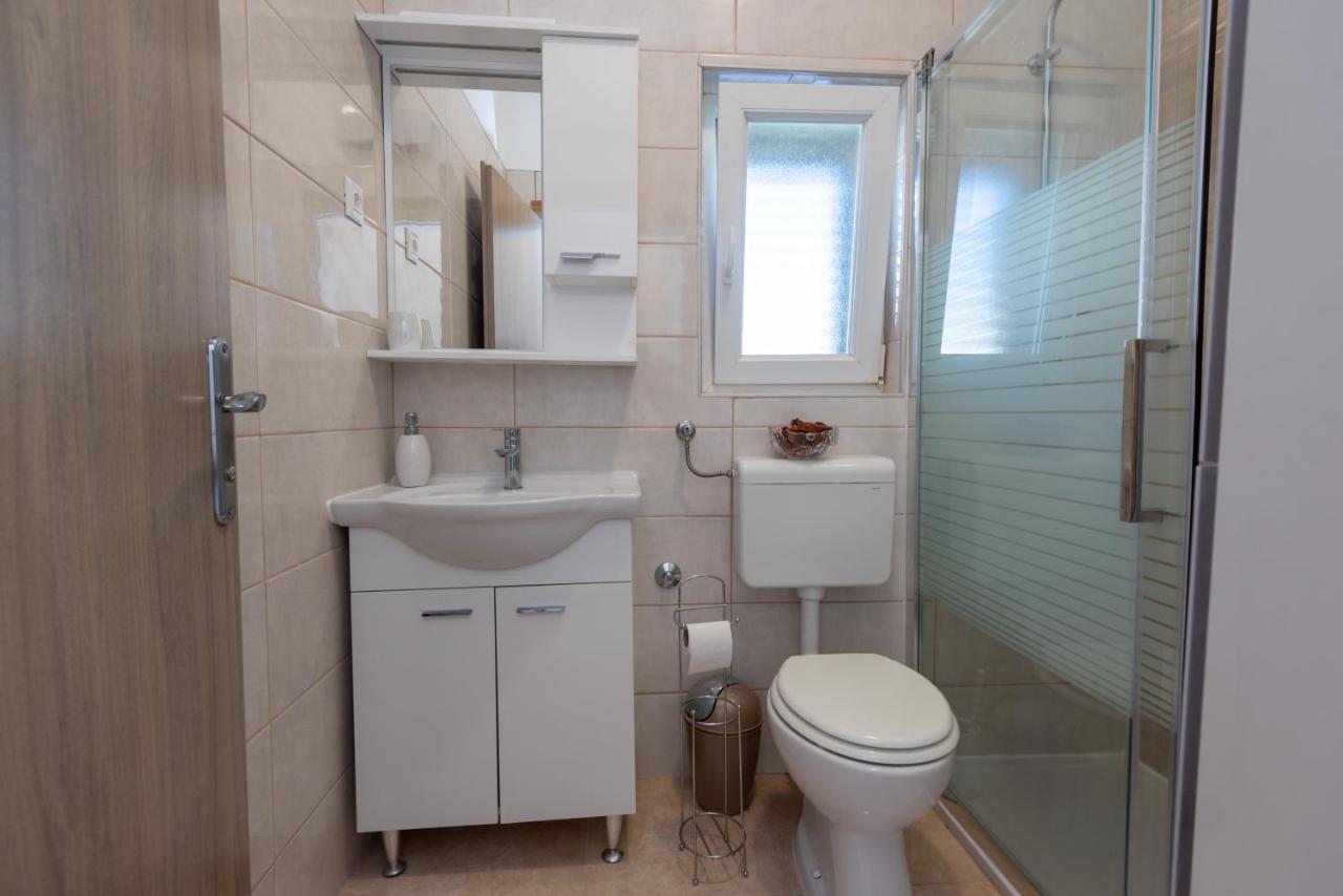 Apartman Tribunj Tribalj Buitenkant foto