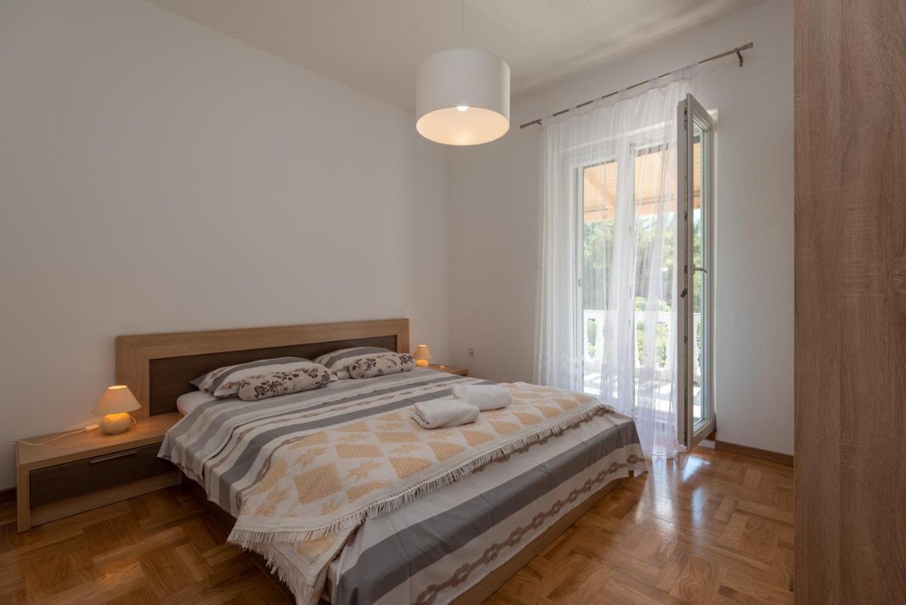 Apartman Tribunj Tribalj Buitenkant foto