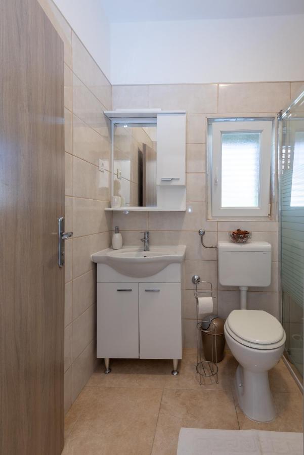 Apartman Tribunj Tribalj Buitenkant foto