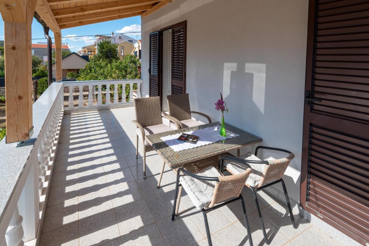 Apartman Tribunj Tribalj Buitenkant foto