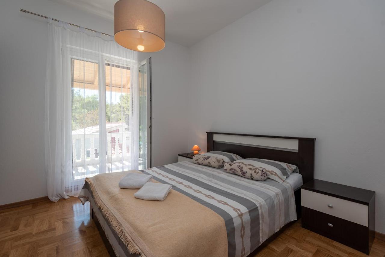 Apartman Tribunj Tribalj Buitenkant foto