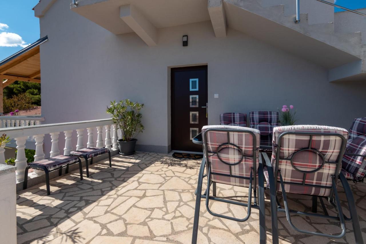 Apartman Tribunj Tribalj Buitenkant foto