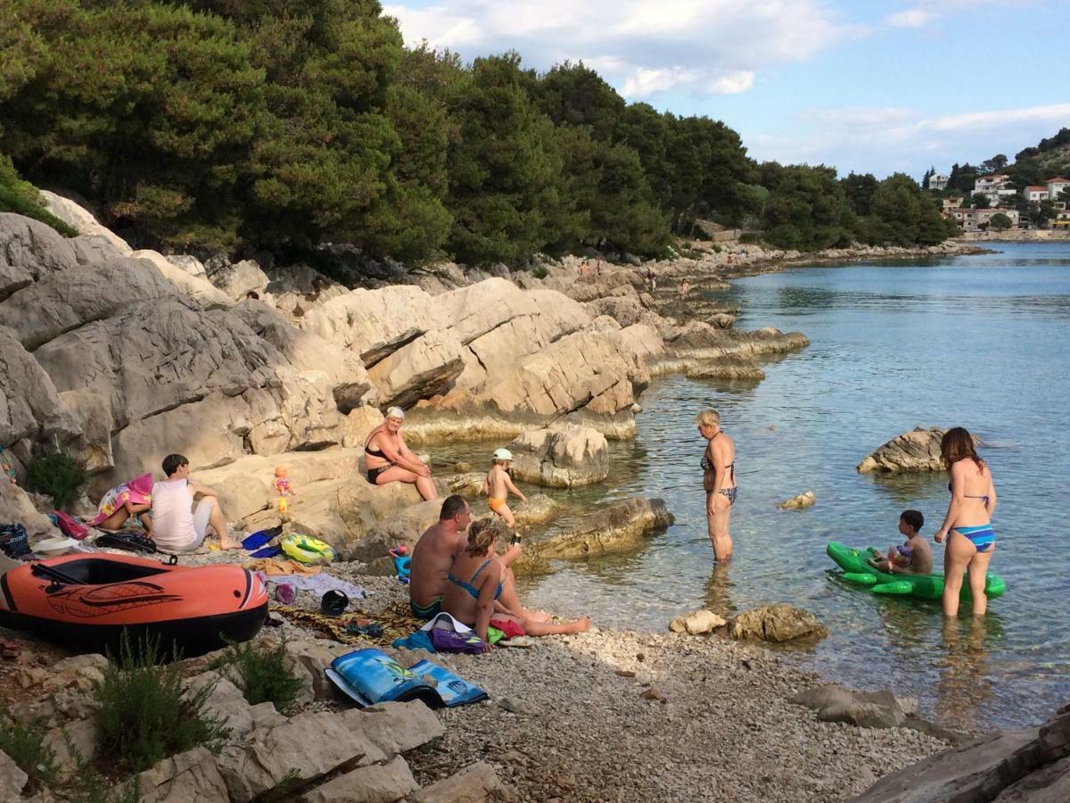 Apartman Tribunj Tribalj Buitenkant foto